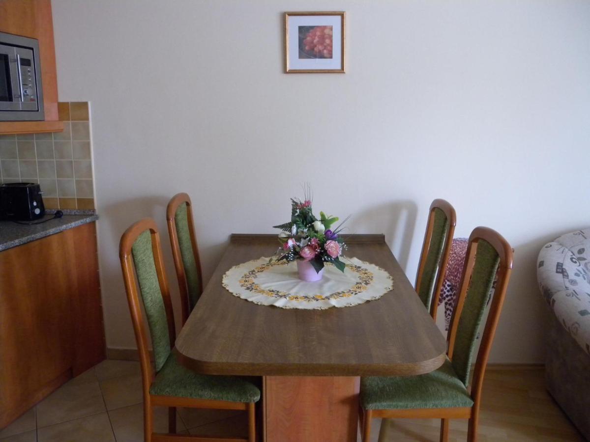 Apartment In Balatonlelle/Balaton 19185 Ngoại thất bức ảnh
