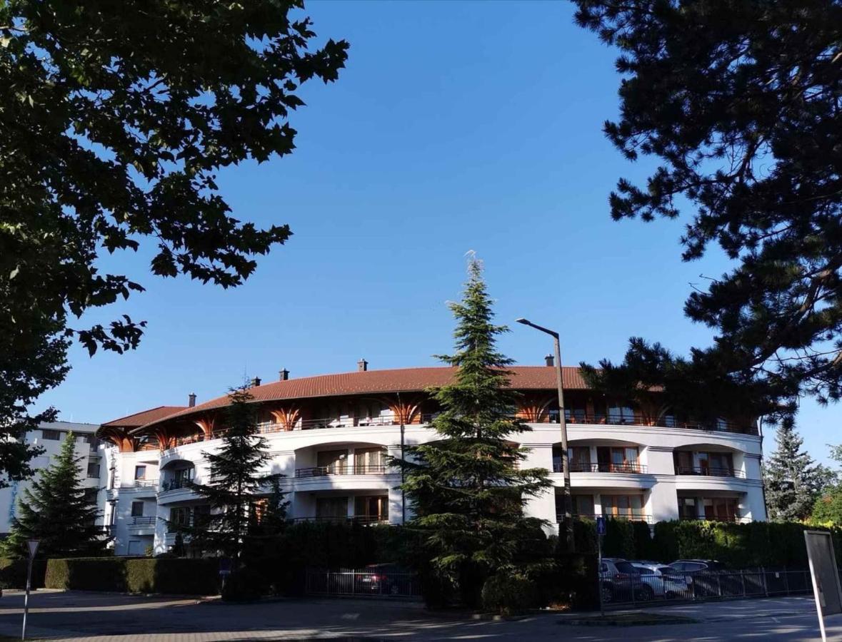 Apartment In Balatonlelle/Balaton 19185 Ngoại thất bức ảnh